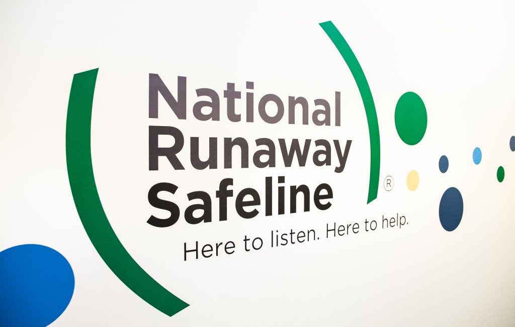 National-Runaway-Safeline-Youth-Crisis-Hotline-Center-Lobby-Decal-28-1024x651